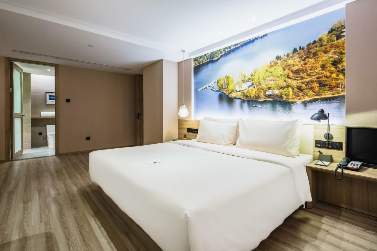 Atour Hotel Jinan Exterior photo
